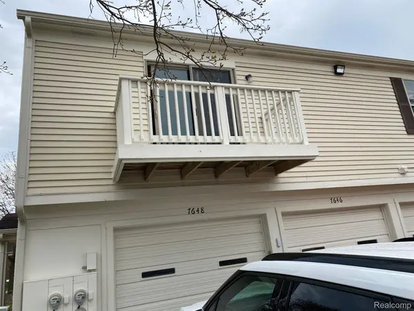 Waterford, MI 48327,7648 WOODVIEW DR