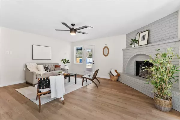 Woodway, TX 76712,919 Fairway Road