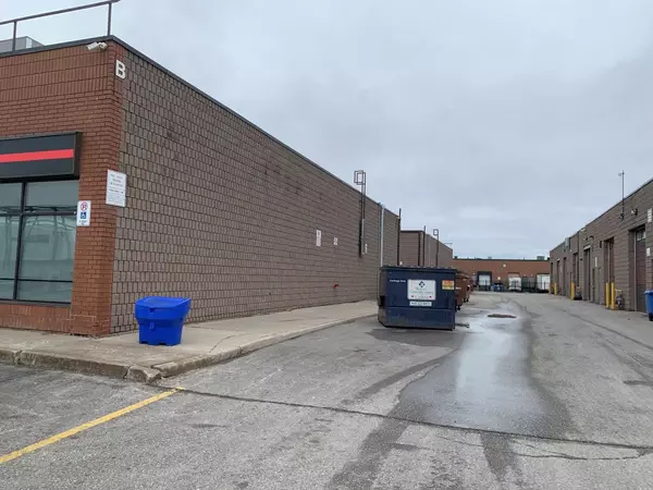 Toronto E11, ON M1X 1L5,2721 Markham RD #13