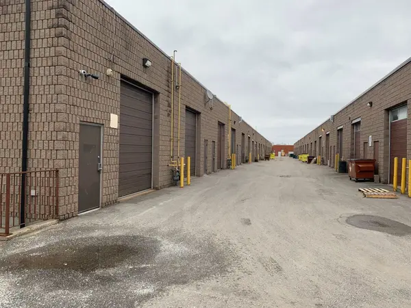 Toronto E11, ON M1X 1L5,2721 Markham RD #13