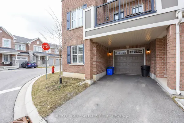 Milton, ON L9T 9L6,1000 Asleton BLVD #51