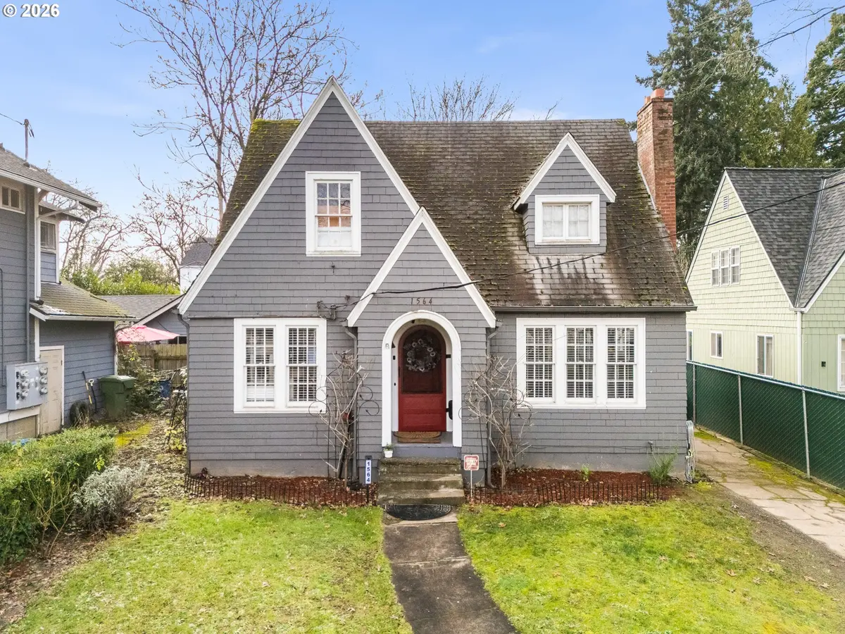 Salem, OR 97301,1564 CENTER ST NE