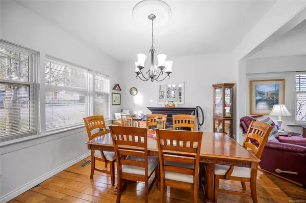 Nanaimo, BC V9R 2J5,436 Kennedy St