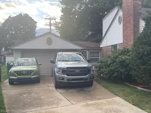 Dearborn, MI 48124,1414 Fairway CT