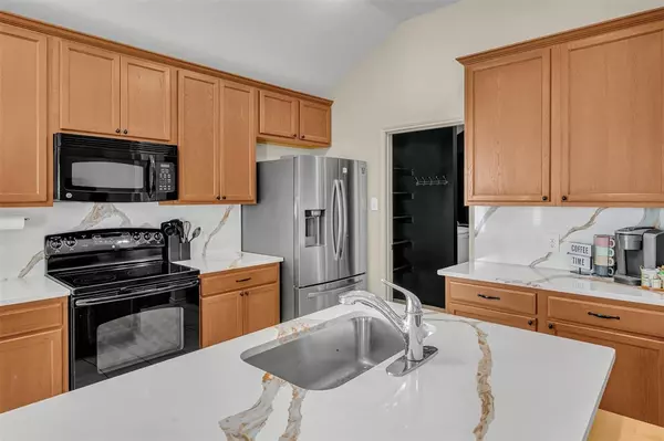 Fort Worth, TX 76036,12109 Ridge Tree Road