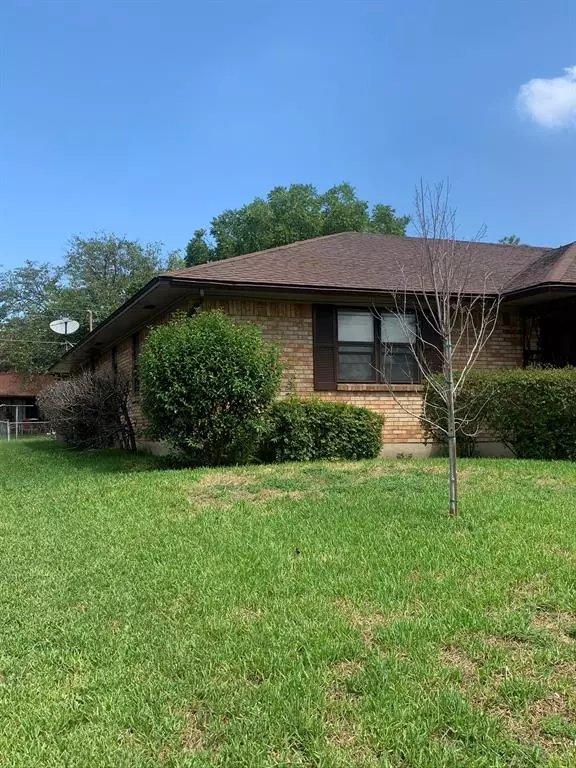 Lancaster, TX 75146,919 Magnolia Lane