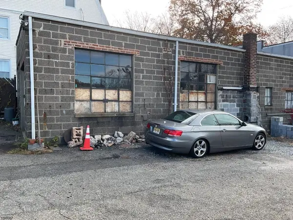 Montclair Twp., NJ 07042,15 Willard Pl