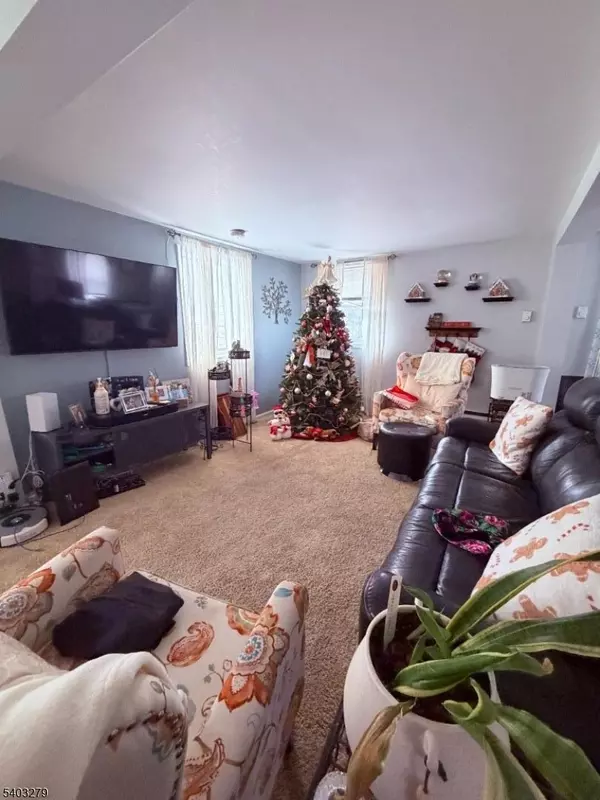 Hasbrouck Heights Boro, NJ 07604,263 Kipp Ave