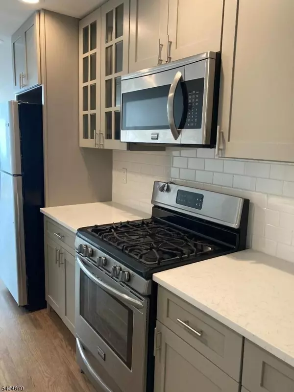 Secaucus Town, NJ 07094,748 Mainsail Ln