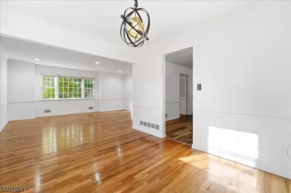 East Windsor Twp., NJ 08520,35 Brooktree Rd