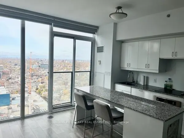 Toronto C01, ON M5G 1S9,426 University AVE #3702