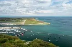 Toronto C01, ON M5V 4A2,215 Fort York BLVD #2304