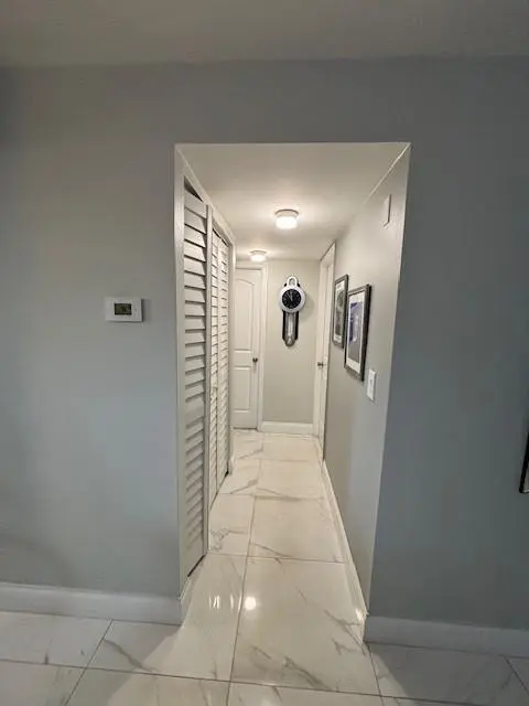 Margate, FL 33063,3050 Holiday Springs Blvd #105