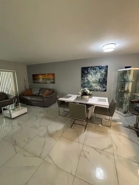 Margate, FL 33063,3050 Holiday Springs Blvd #105