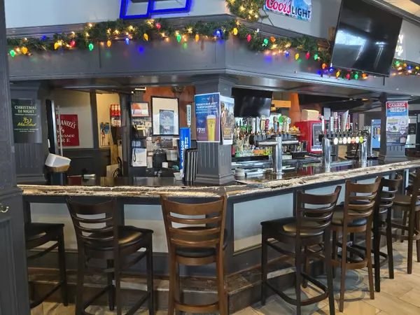 Newmarket, ON L3Y 8X7,1091 Gorham ST #101