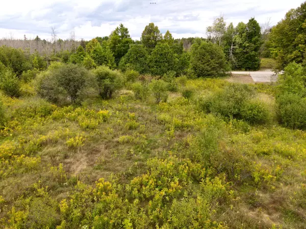 Montague, ON K7A 0G8,390 Ford RD