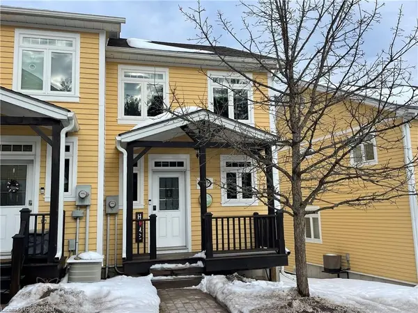 North Kawartha, ON K0L 1A0,1579 ANSTRUTHER LAKE RD #20