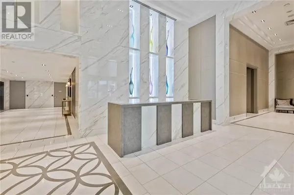 Dows Lake - Civic Hospital And Area, ON K1S 5V3,111 Champagne AVE S #1107