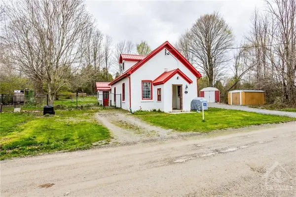 Montague, ON K0G 1N0,1282 RICHARDSON RD