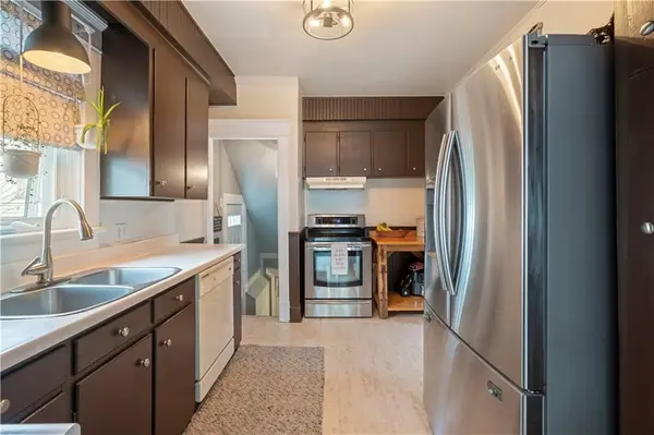 Cornwall, ON K6H 3S9,418 ADOLPHUS ST