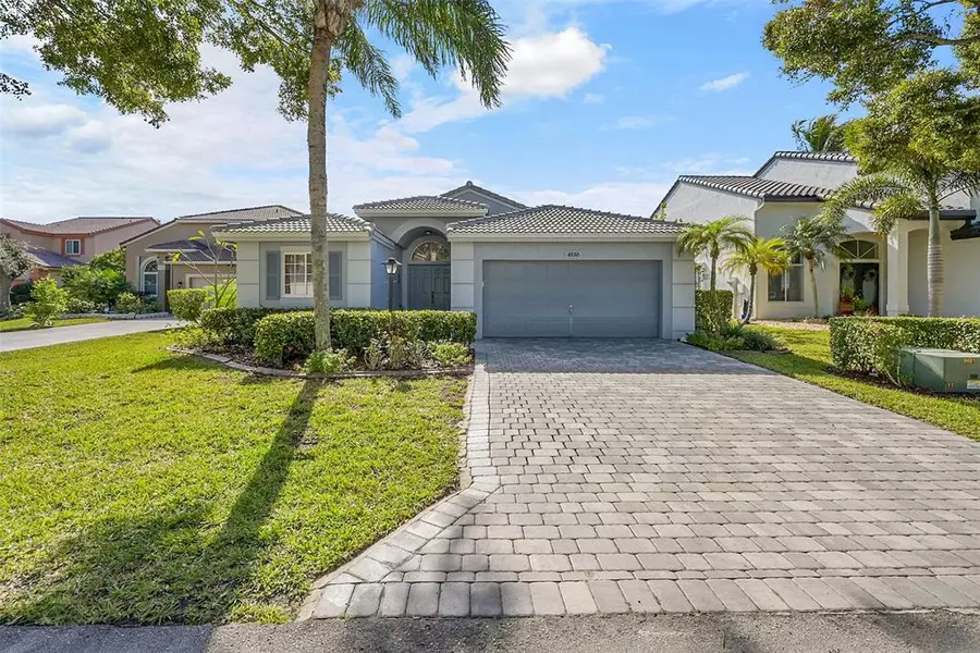 4530 NW 7th St, Deerfield Beach, FL 33442