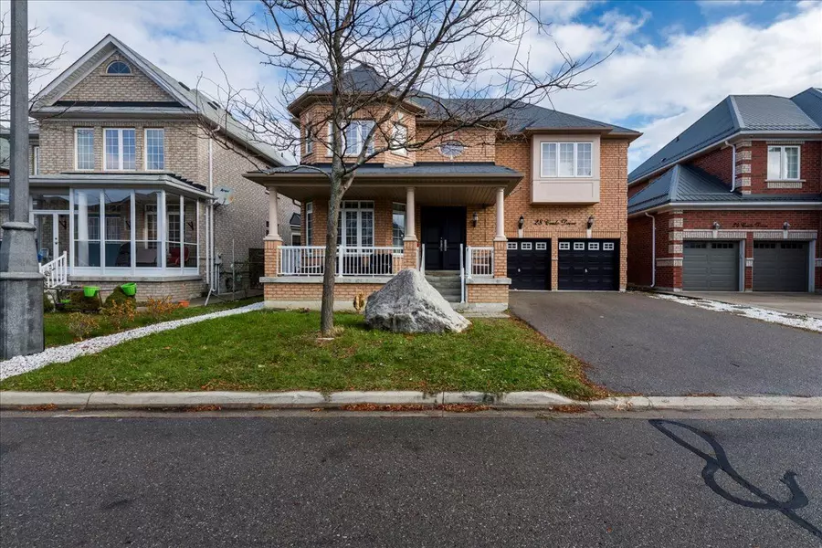 28 Credo DR, Vaughan, ON L4H 0M6