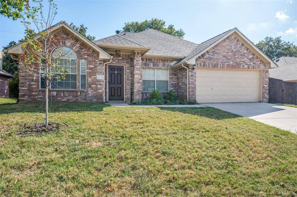 2606 Whetstone Drive, Corinth, TX 76210