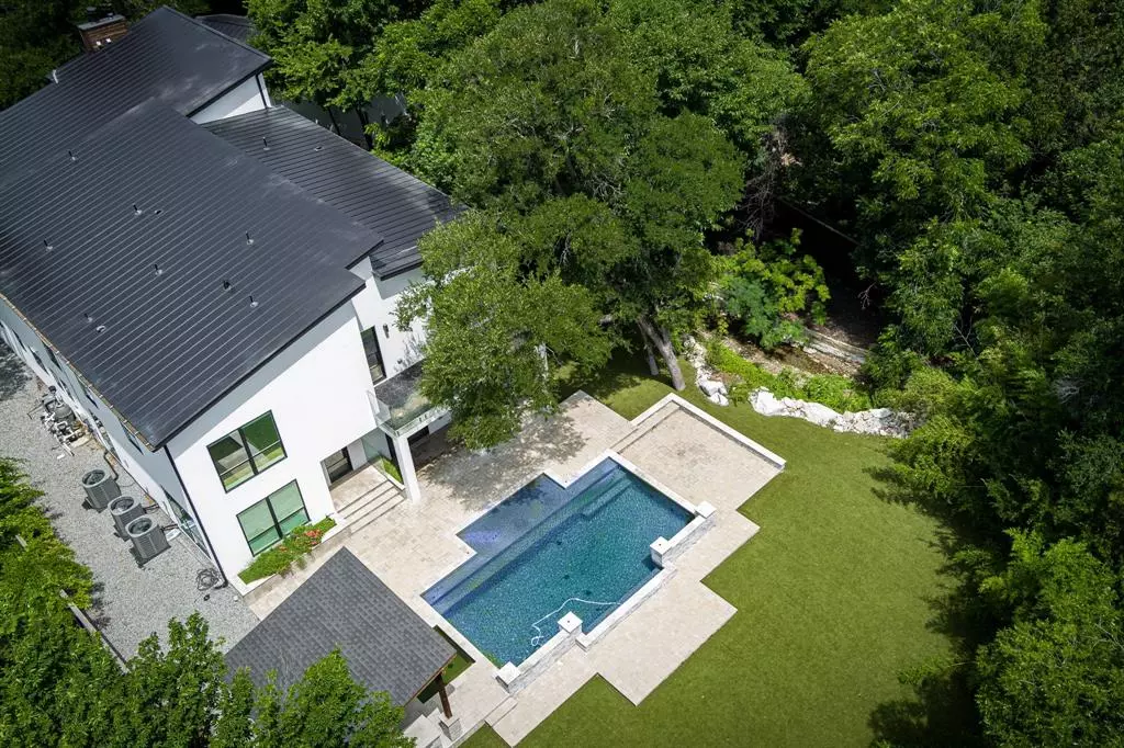 Dallas, TX 75240,13032 COPENHILL Road