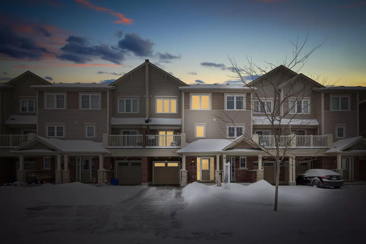 Oshawa, ON L1L 0G6,31 Great Gabe CRES