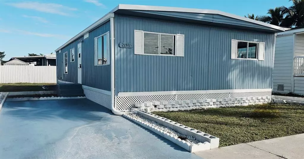 Pembroke Pines, FL 33029,21511 NW 3rd St