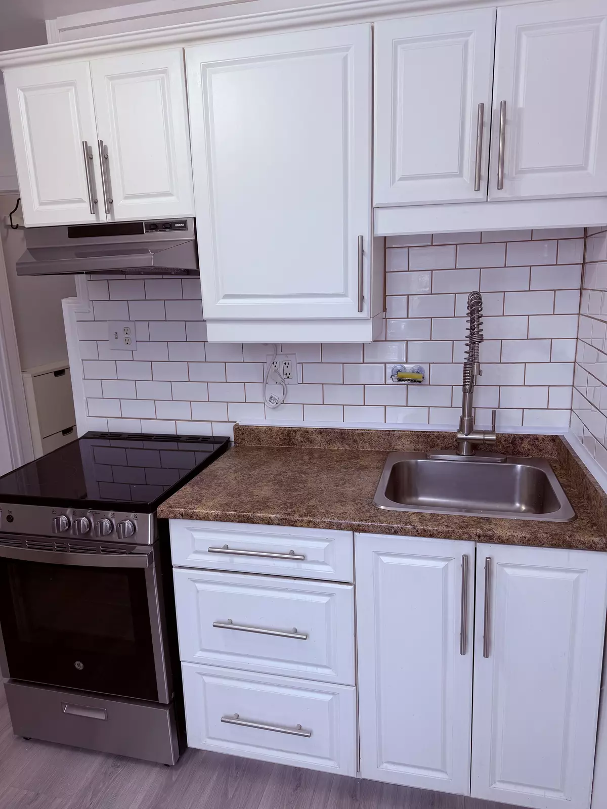 Toronto W02, ON M6H 4C2,1309 Dufferin ST #2