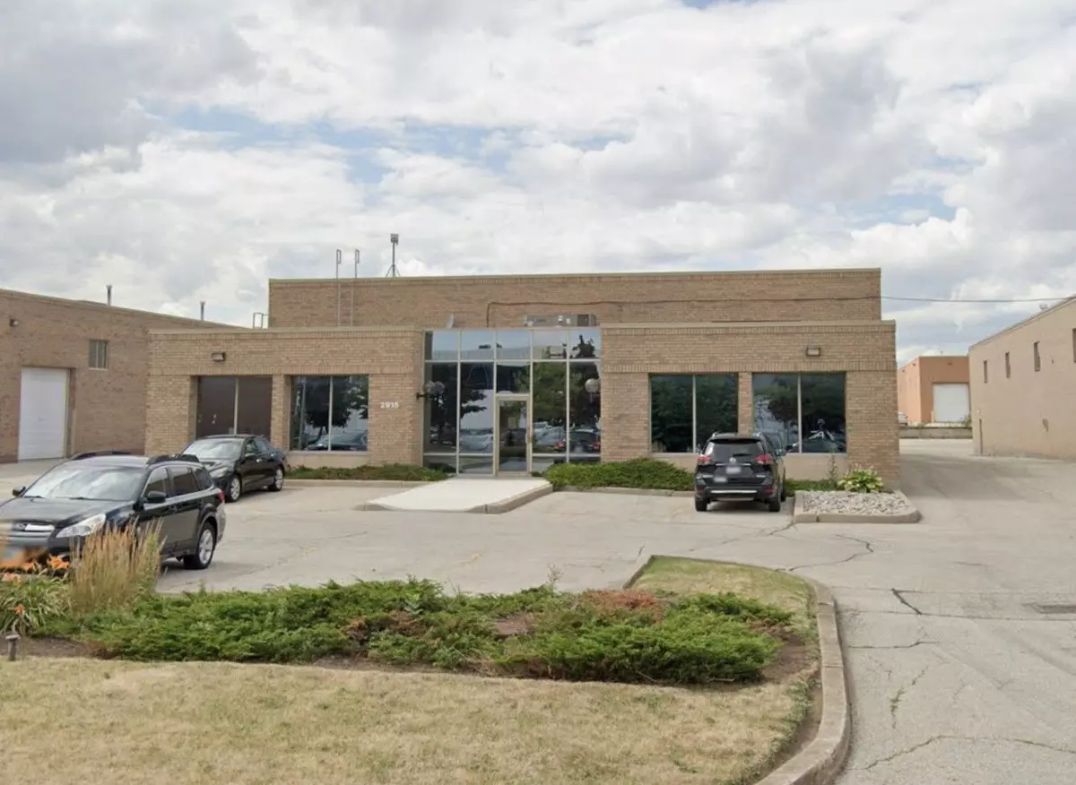 Oakville, ON L6H 5S4,2915 Portland DR