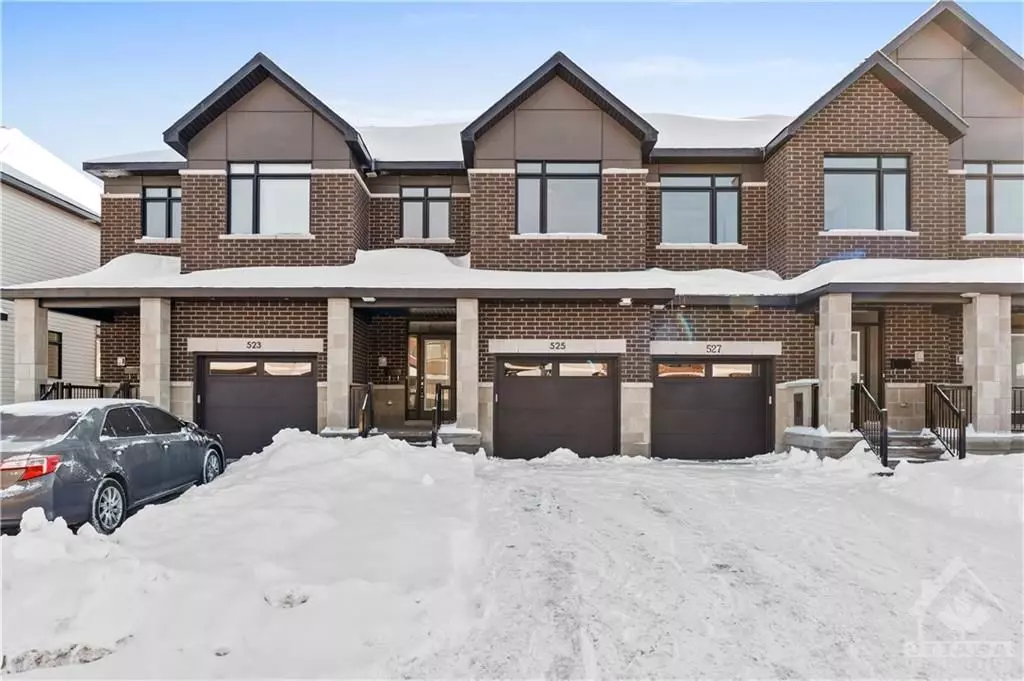 Barrhaven, ON K2J 6Y7,525 CORRETTO PL