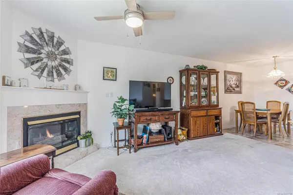 Parksville, BC V9P 2M7,435 Morison Ave #203