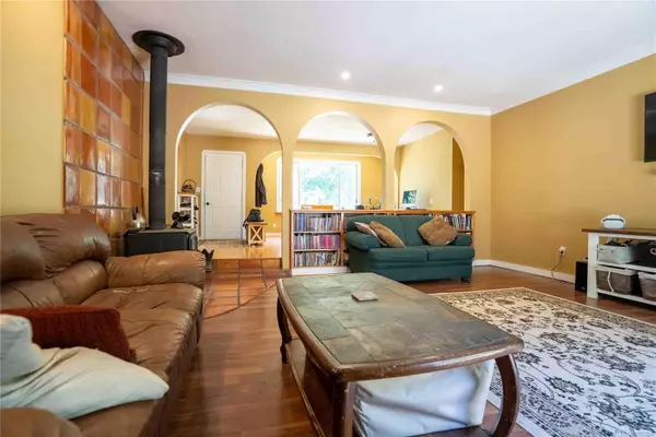 Duncan, BC V9L 6N2,4591 Howie Rd N