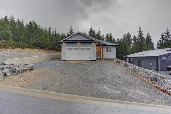 549 Mountain View Dr, Lake Cowichan, BC V0R 2G0