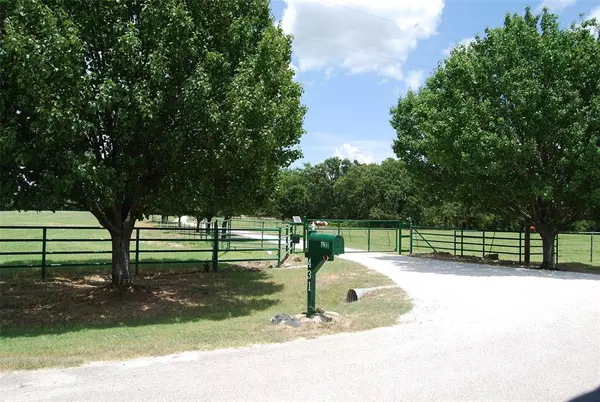 431 Maverick Drive,  Sadler,  TX 76264