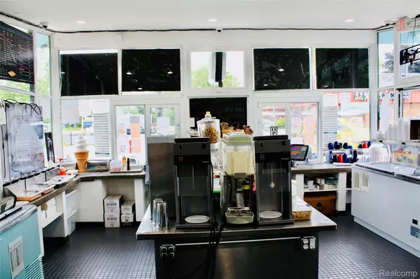 Belleville, MI 48111,67 Main ST