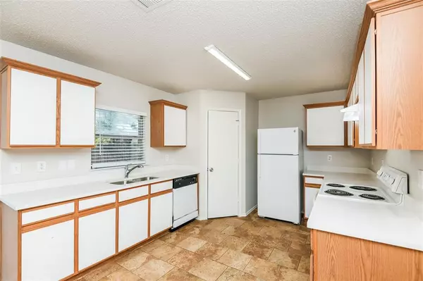 Saginaw, TX 76131,1220 Cheyenne Court