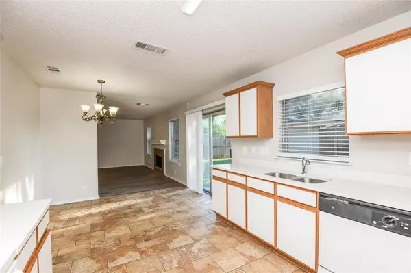 Saginaw, TX 76131,1220 Cheyenne Court