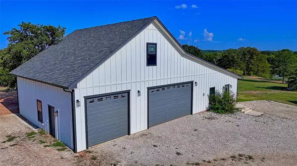 Nocona, TX 76255,140 Lago Lane