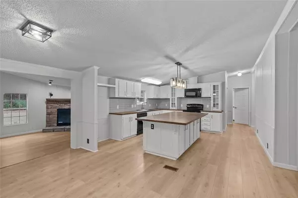 Shreveport, LA 71129,5549 Asbury Lane