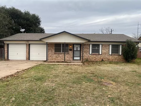 Mineral Wells, TX 76067,1403 SE 21st Street