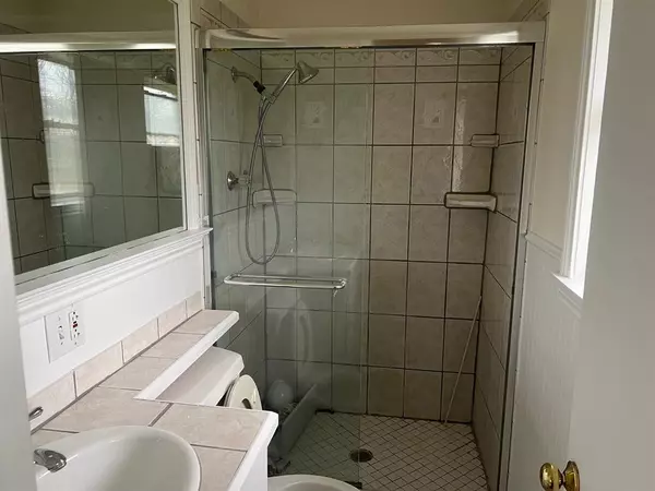 Mineral Wells, TX 76067,1403 SE 21st Street