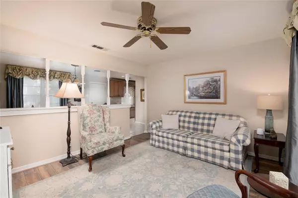 Irving, TX 75062,2002 Finley Road