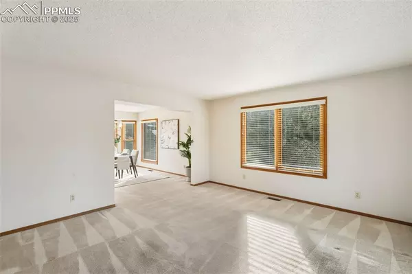 Colorado Springs, CO 80906,185 Thames DR