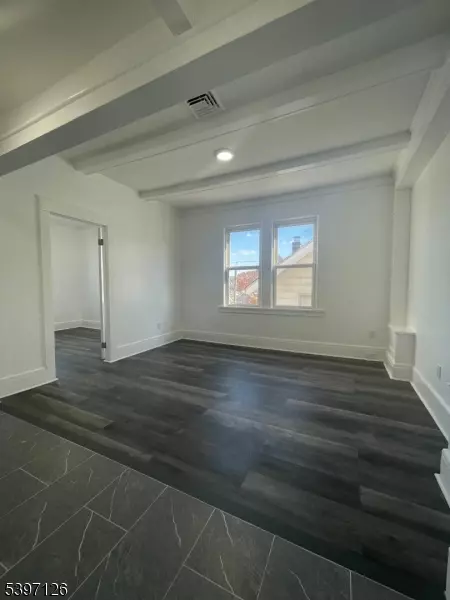 Belleville Twp., NJ 07109,114 Overlook Ave #1