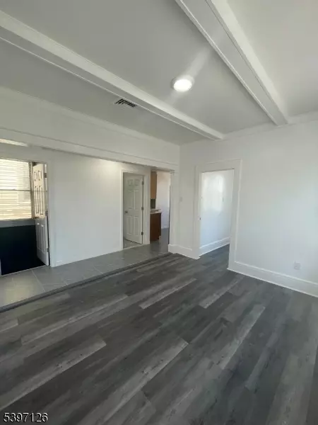 Belleville Twp., NJ 07109,114 Overlook Ave #1