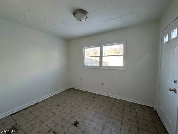 Hamilton Twp., NJ 08609,210 Norway Ave #1