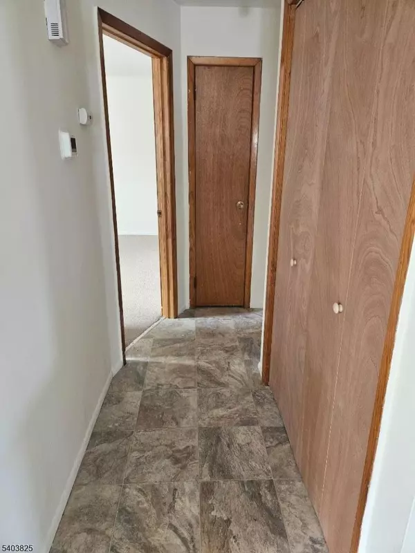 Pompton Lakes Boro, NJ 07442,112 Ringwood Ave #2